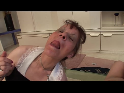 ❤️ Twee oumas en een oupa het 'n drietal ☑ Anale video by ons af.friendmap.top